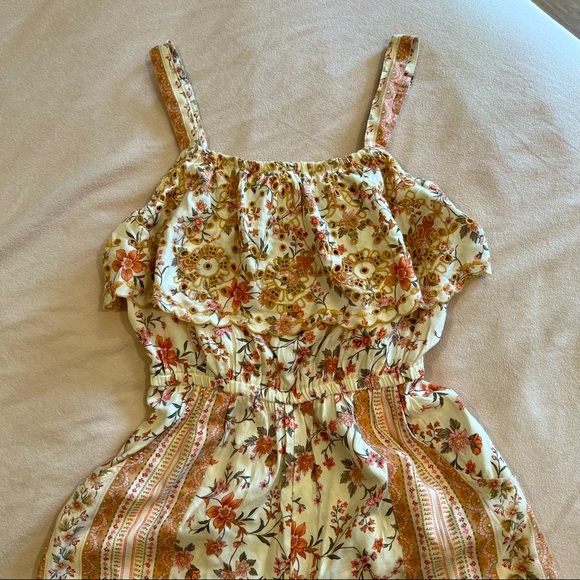 American Eagle Floral Jumpsuit - Picture 1 of 12